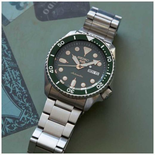 Picture of Seiko 5 Sport Automatic Green Dial Watch