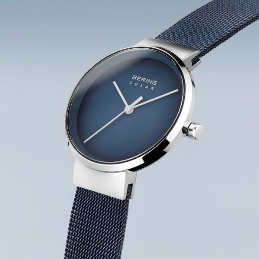 Picture of Solar Blue Watch with Mesh Strap