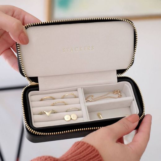 Picture of Black Medium Zipped Jewellery Box