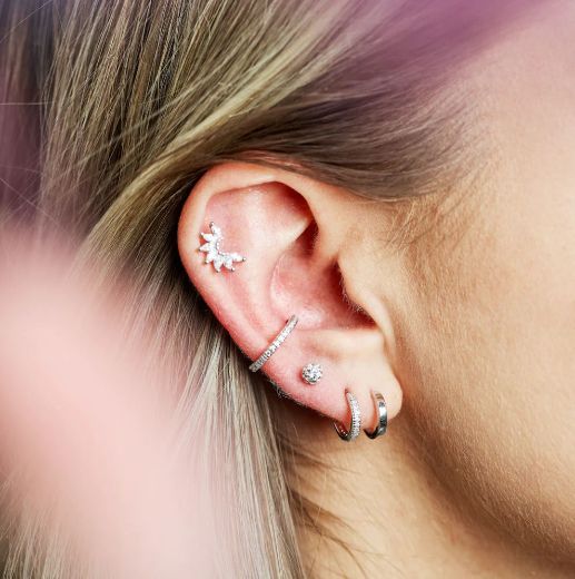 Picture of Curved Marquise Barbell Stud Silver