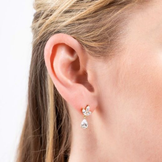 Picture of Vine Leaf Earrings with Teardrop Drop