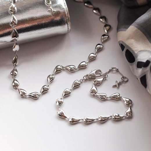 Picture of Desire Kiss Linking Hearts Collar Necklace